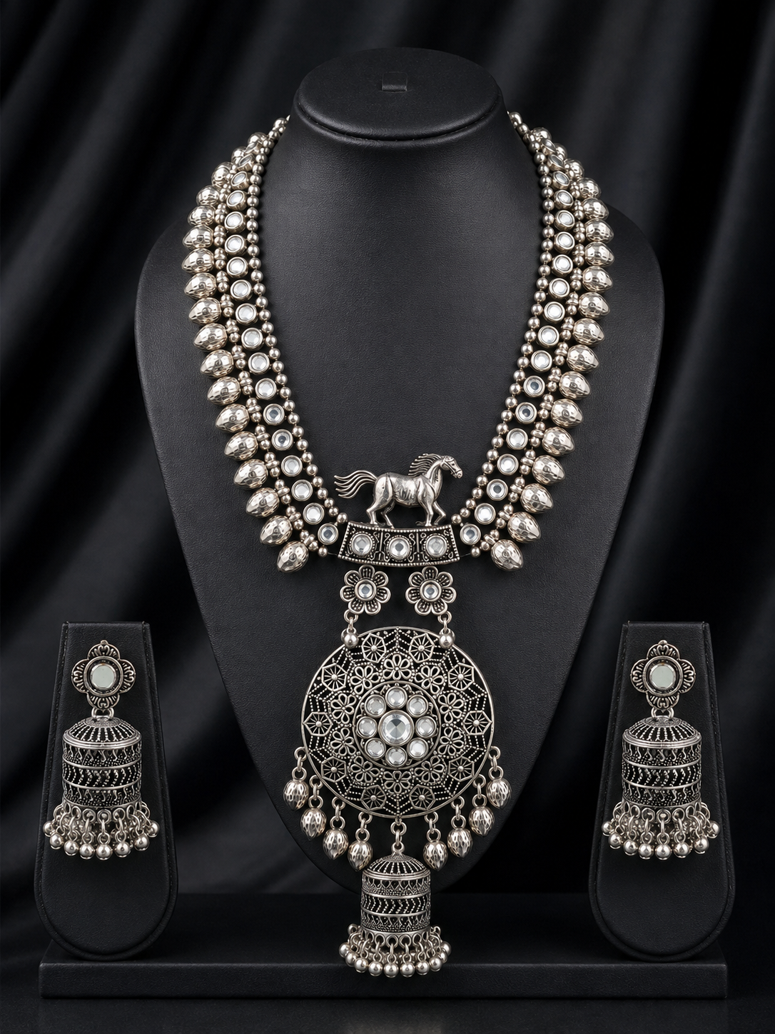 Antique Silver Motif Necklace Set
