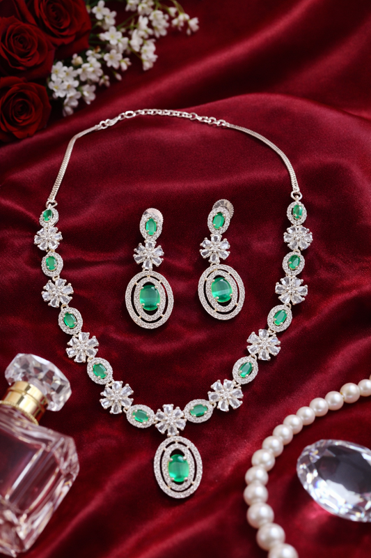 Celesté Frost Necklace