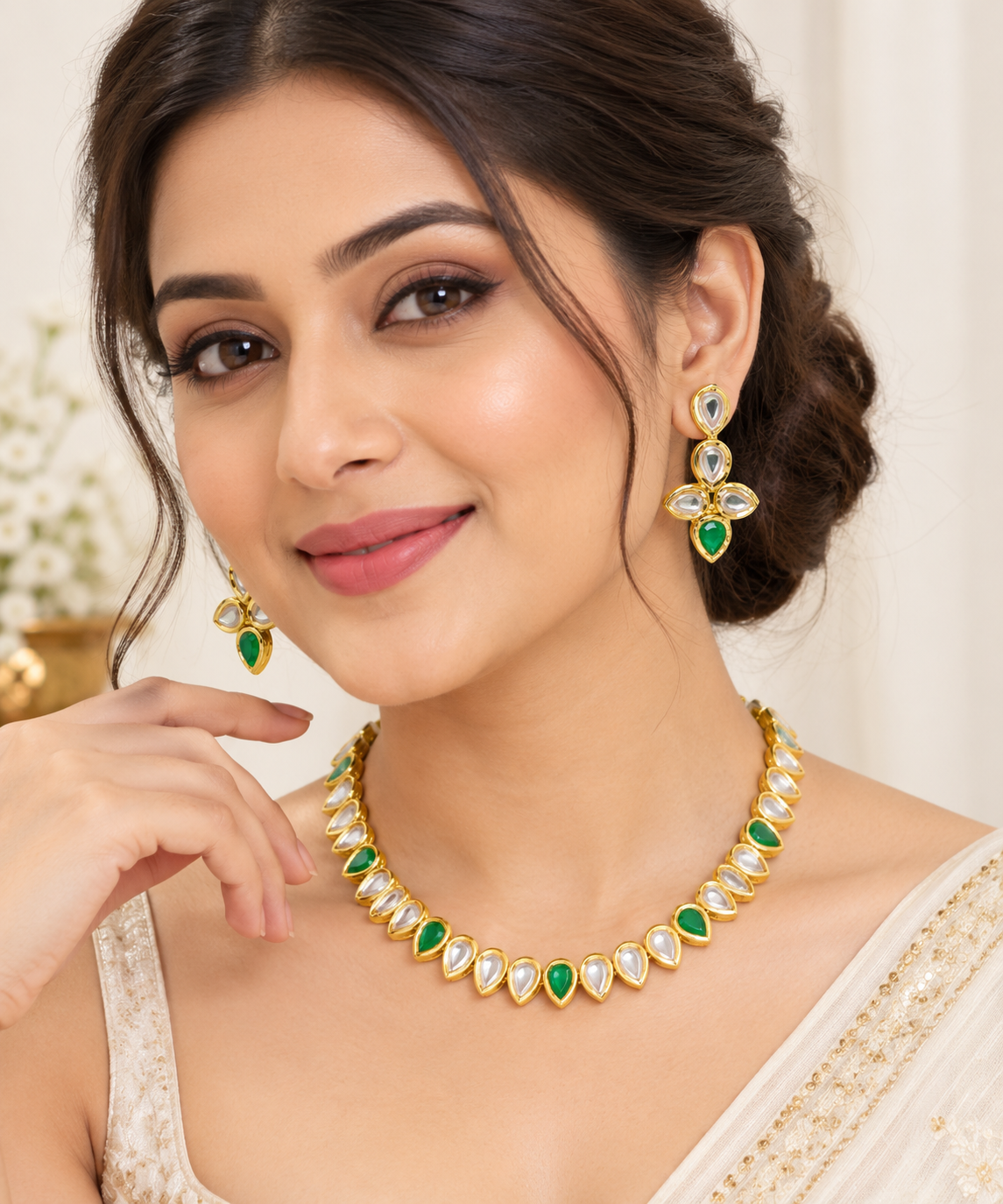 Emerald Kundan Teardrop Necklace Set