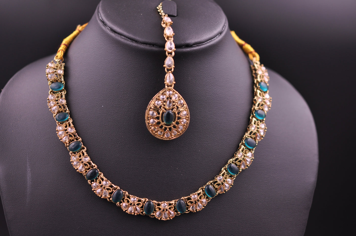 Royal Meenaz Polki Set