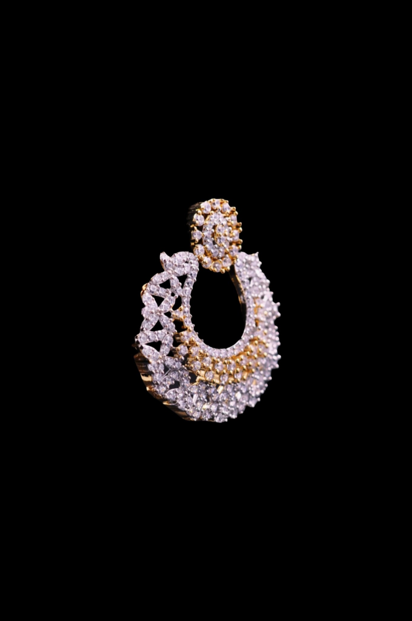 Regal Elegance – Luxurious Designer Earrings