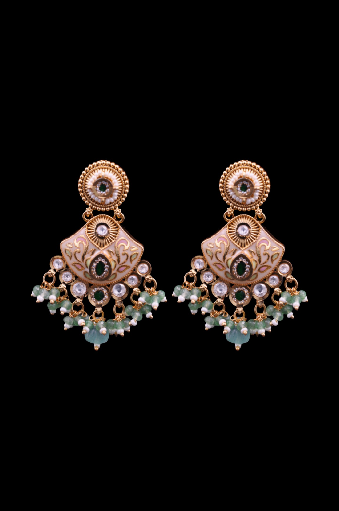 Emerald Grace Chandbalis